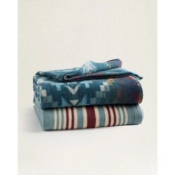 Carico Lake/stripe Organic Cotton Throw Gift Pack